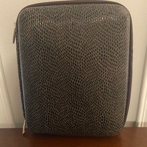 Laura Mercier custom artist portfolio makeup organizer